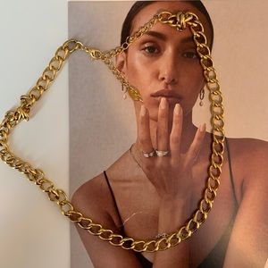 Twenty compass stainless gold necklace